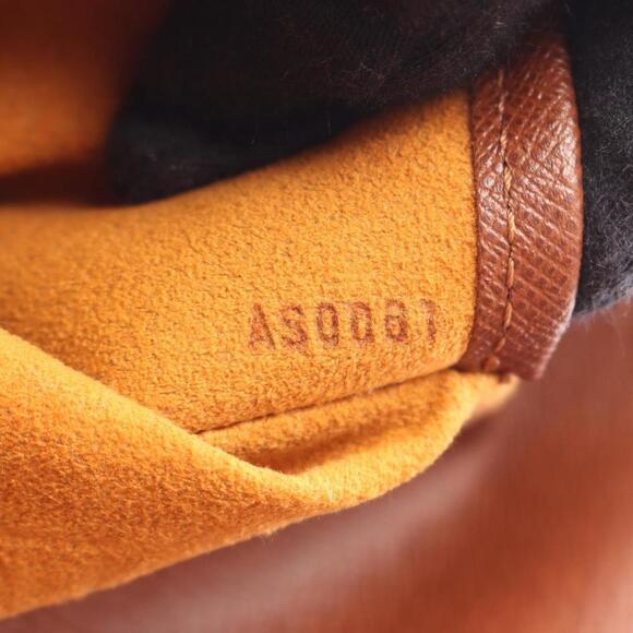 LOUIS VUITTON Brown Monogram Leather Shoulder Bag - Picture 5 of 15